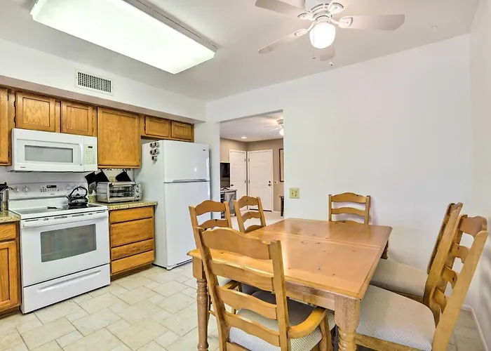< 1 Mi To Golf: W/ Screened Porch In Sun