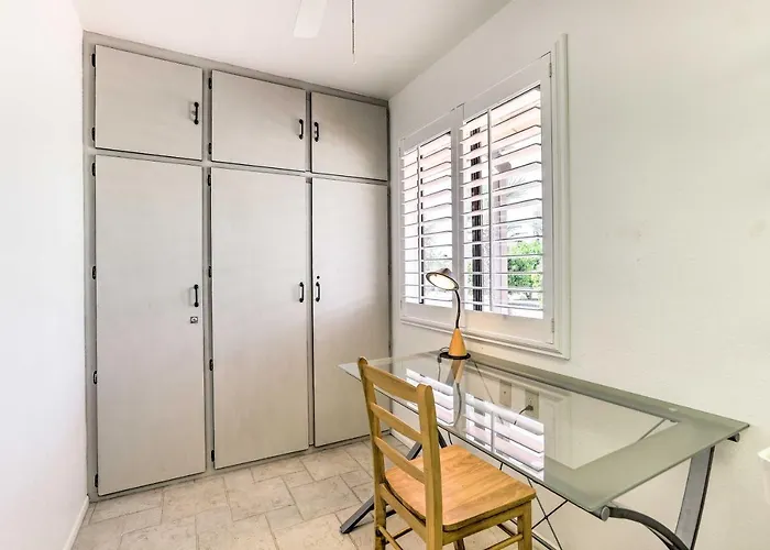 < 1 Mi To Golf: W/ Screened Porch In Sun *
