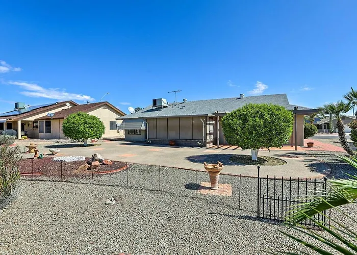 Holiday home < 1 Mi To Golf: W/ Screened Porch In Sun Sun City West