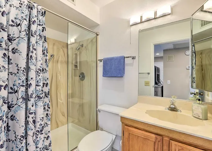 < 1 Mi To Golf: W/ Screened Porch In Sun Sun City West