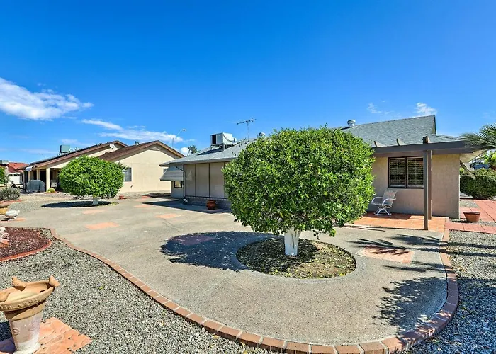 < 1 Mi To Golf: W/ Screened Porch In Sun *